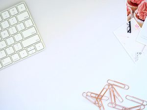 flatlay keyboard and clips